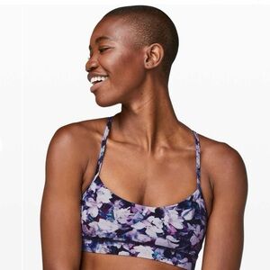 Lululemon Flow Y Sports Bra Sz 4 in Utopia Floral Purple